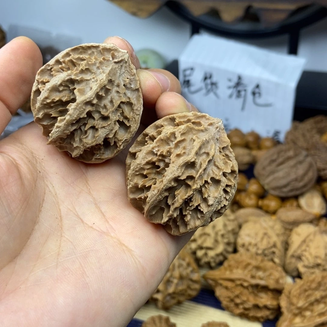 文玩核桃吊坠希***望秦岭菊花39