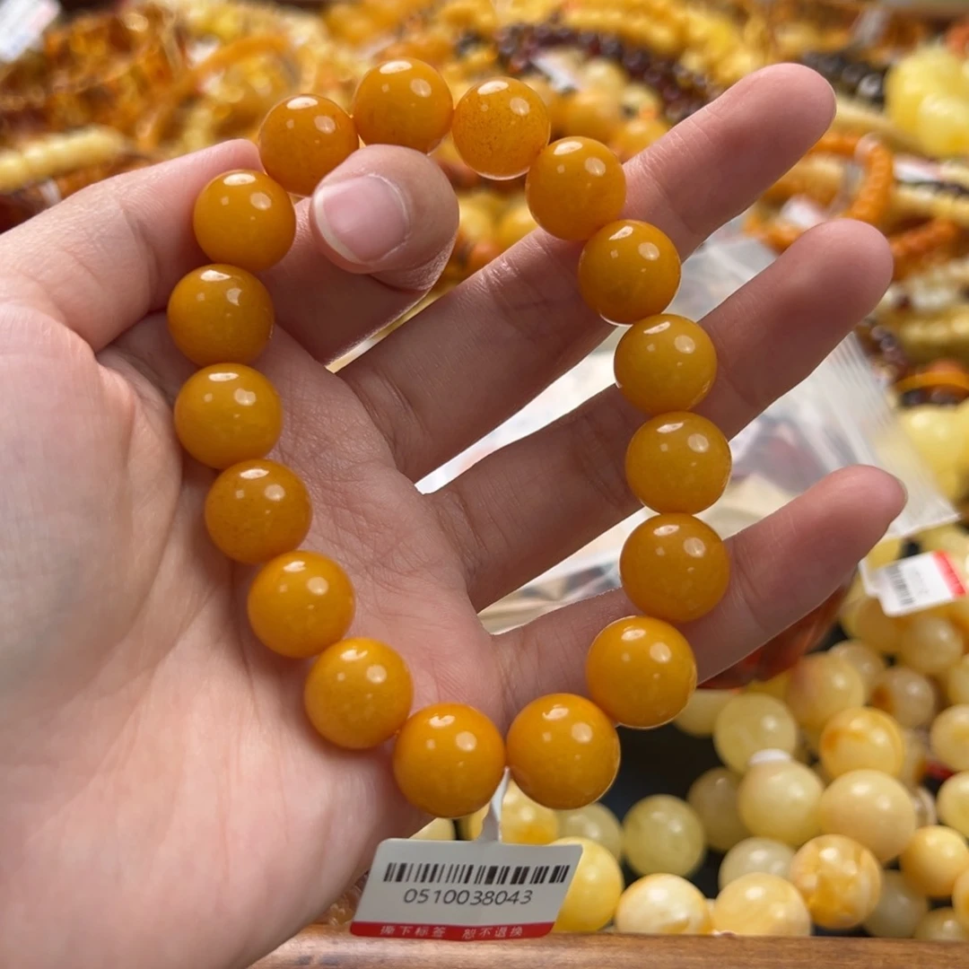 未镶嵌琥珀珠宝奇石