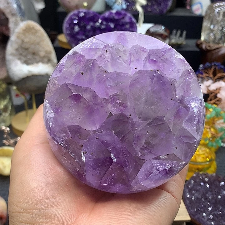 未镶嵌水晶大型摆件（非配饰）