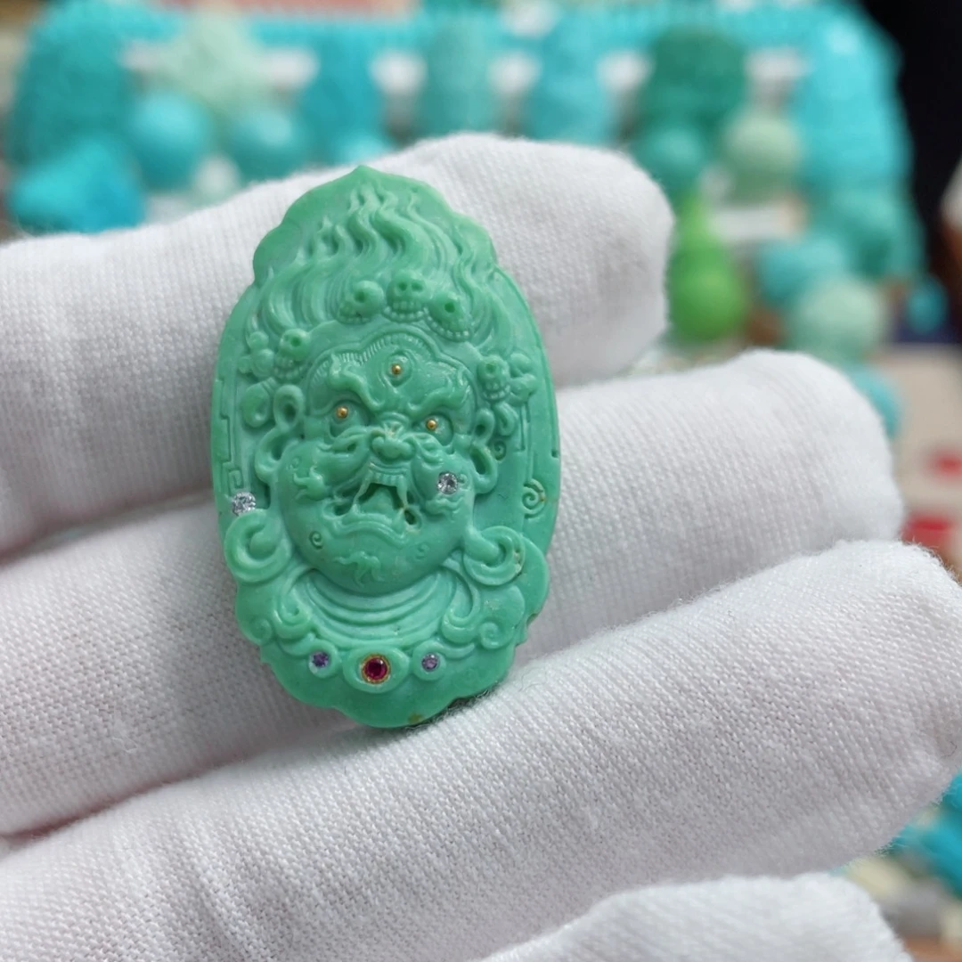 绿松石未镶嵌珠宝奇石