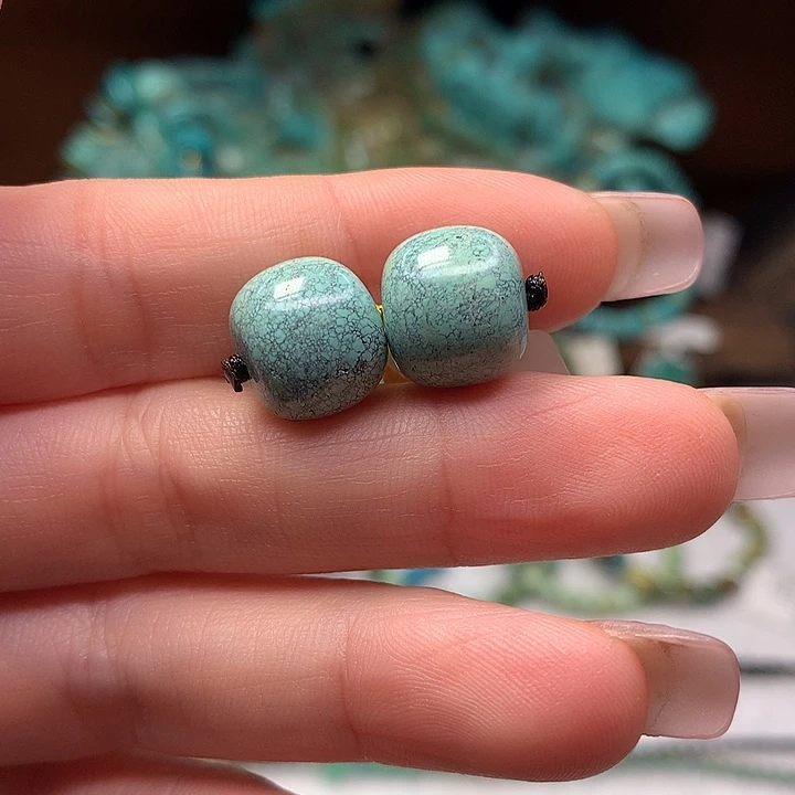 绿松石未镶嵌原矿