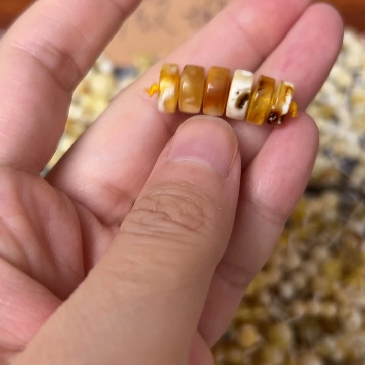 蜜蜡未镶嵌裸石9.5mm一组