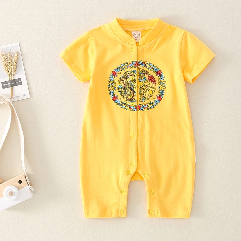 黄色婴儿短袖连体衣夏季哈衣宝宝满月百天周岁服黄色刺绣国潮1959