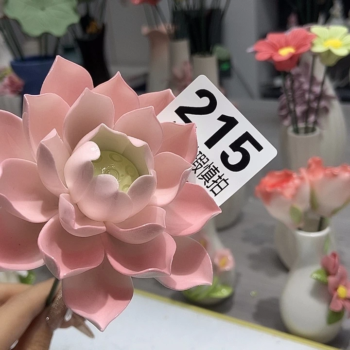 陶瓷纯手工捏花设计