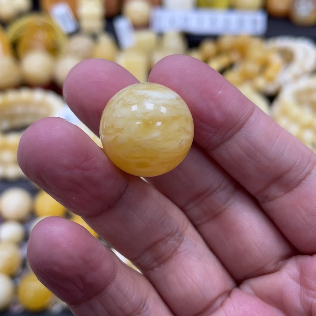 琥珀珠宝奇石未镶嵌19.5mm瑕疵款式