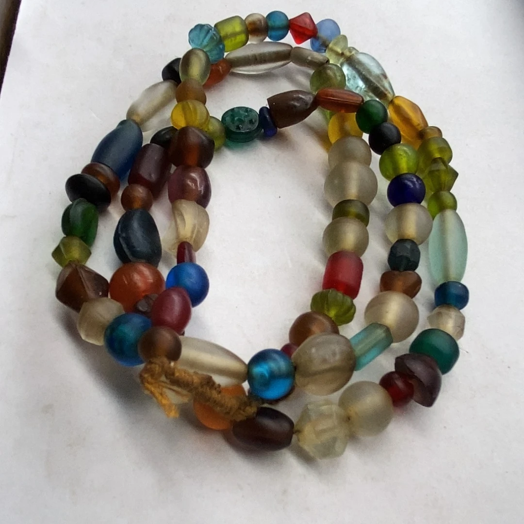 颈饰琉璃尼泊尔大多宝