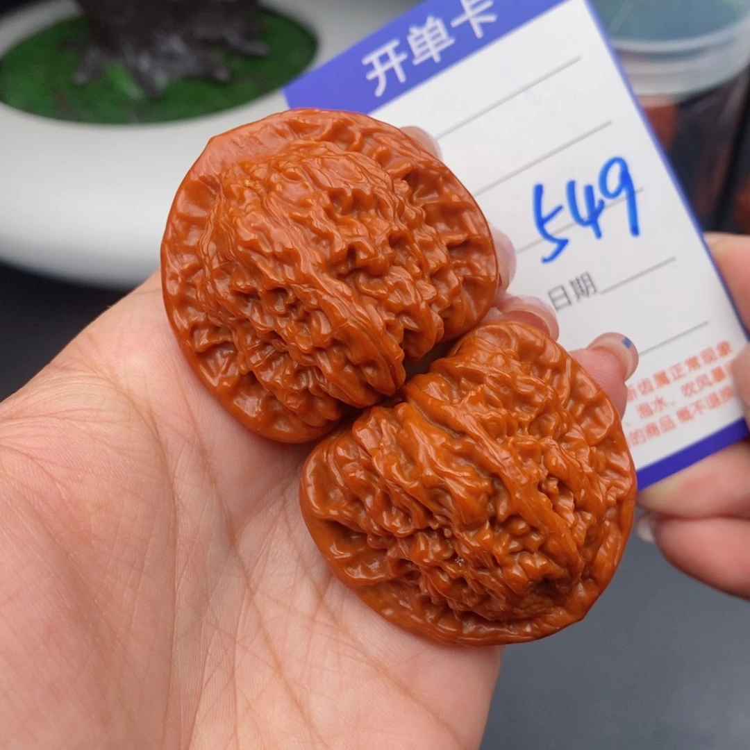 文玩核桃把件41红狮子549
