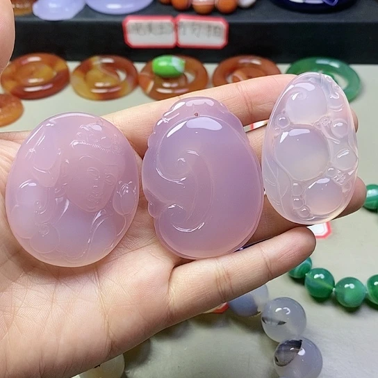 玛瑙/玉髓吊坠(不含链)未镶嵌天**陌