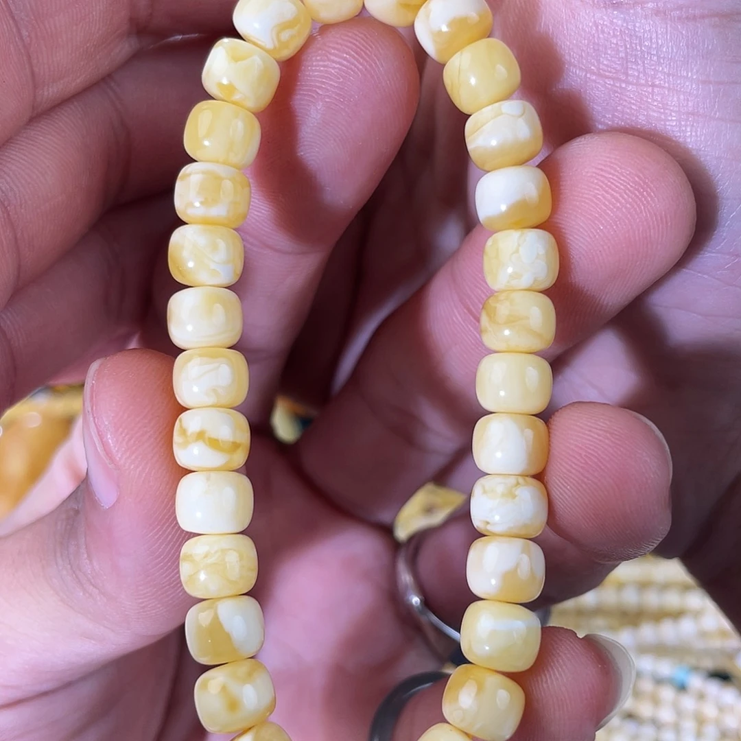 琥珀裸石未镶嵌DY241226B013