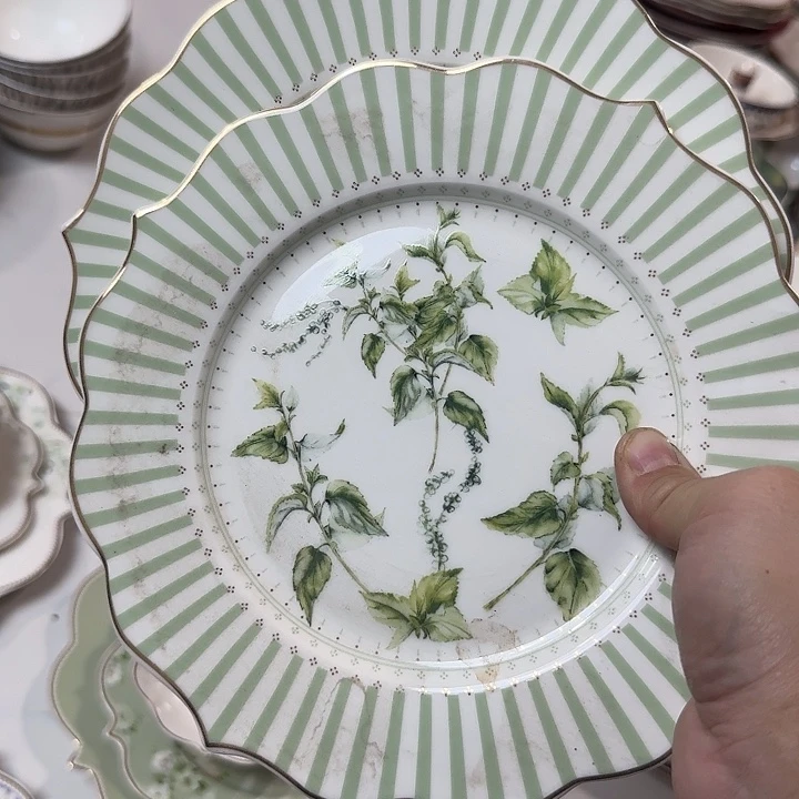 瓷8.5寸点心盘25米两个