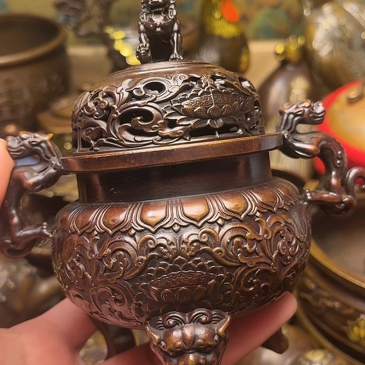 精美铜器批发档口
