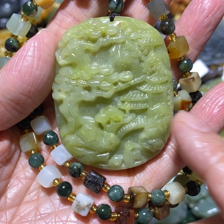 岫玉岫玉吊坠未镶嵌