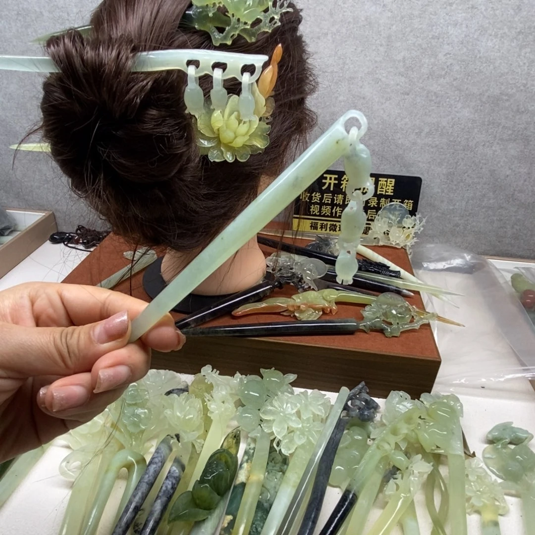 蛇纹石玉未镶嵌发饰