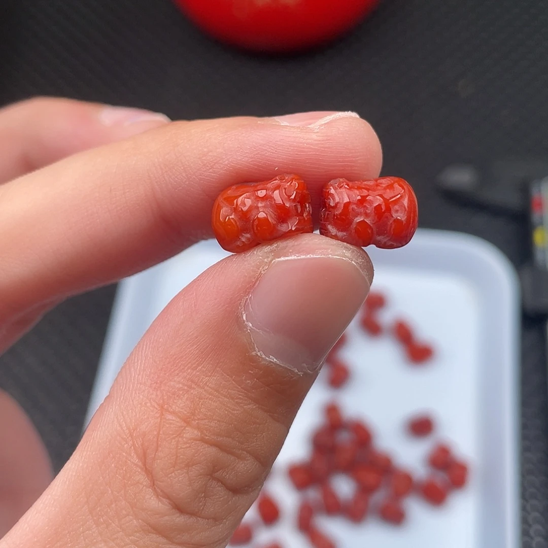 南红玛瑙未镶嵌8*11柿子红立体貔貅一组2颗