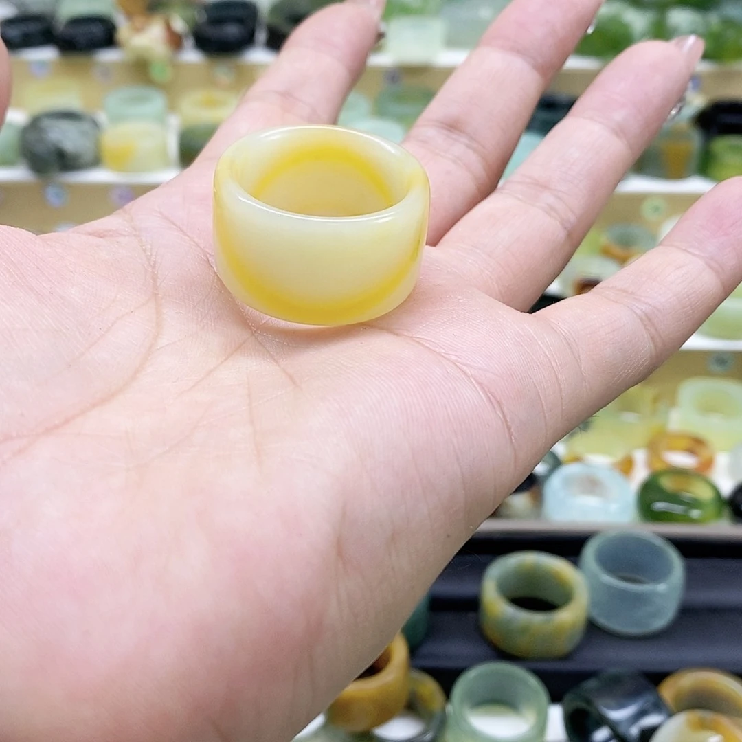 岫玉玉石戒指未镶嵌B****?