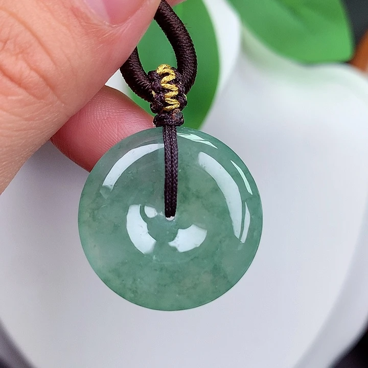 颈饰未镶嵌翡翠平安扣 25.3x5.0mm