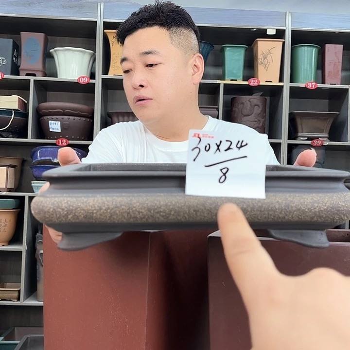 紫砂花盆创*紫砂的味道很好