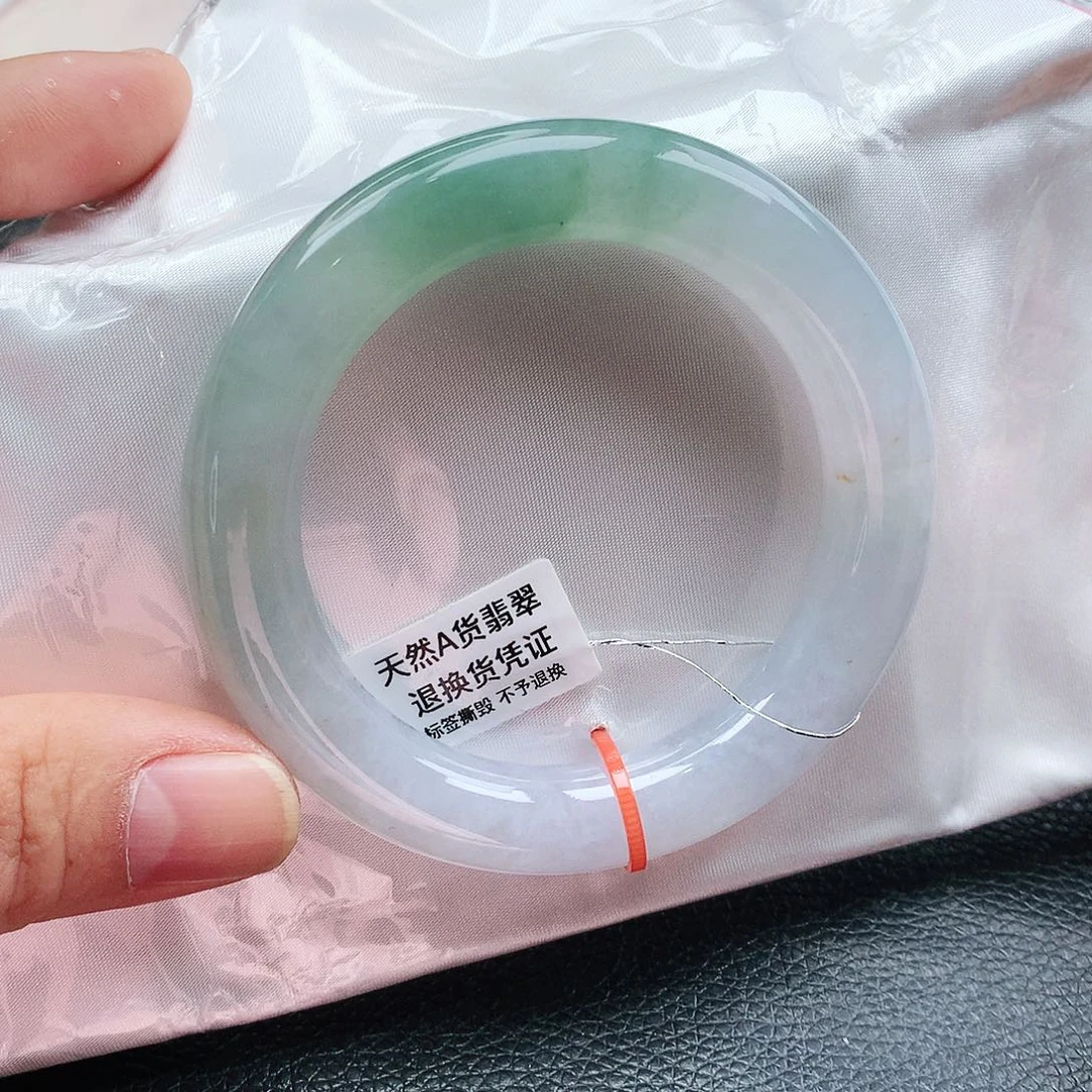 翡翠手镯未镶嵌天然翡翠手镯