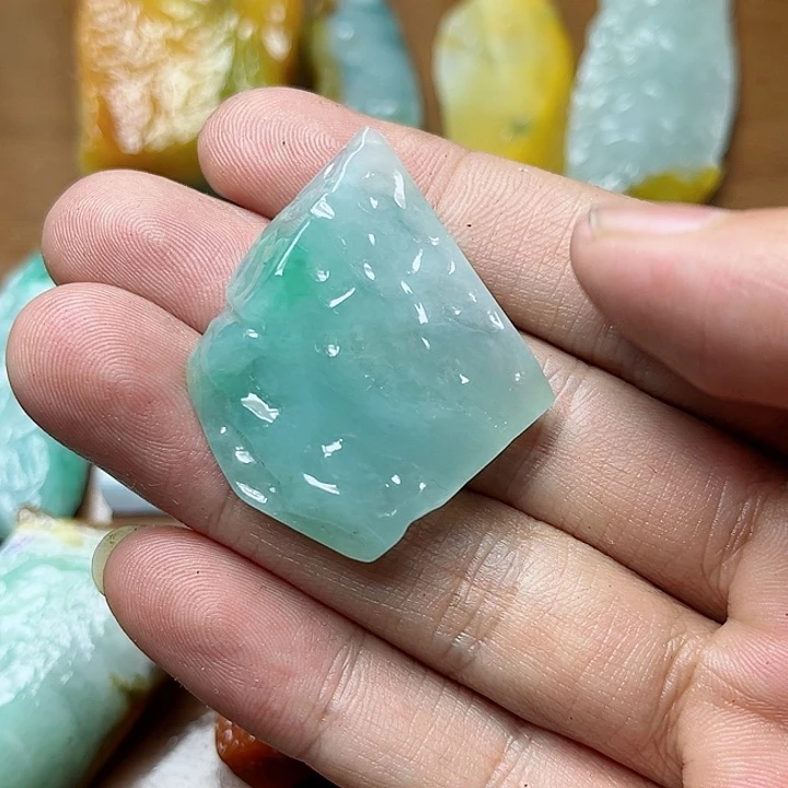 定制翡翠未镶嵌知**咩翡翠