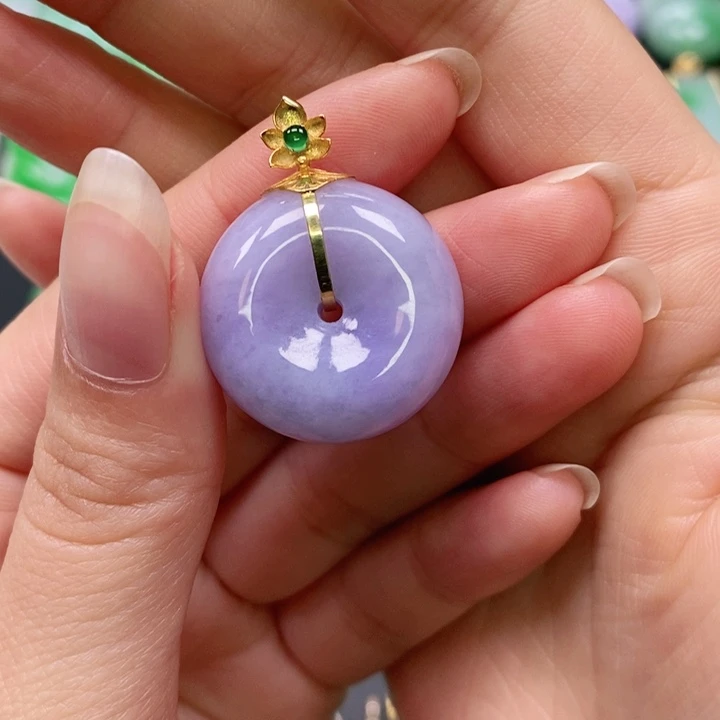 翡翠颈饰未镶嵌吊坠