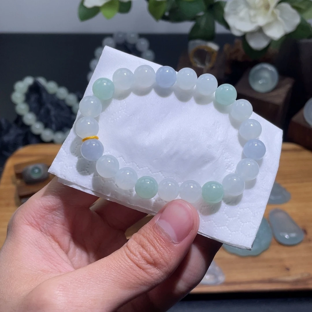 定制翡翠未镶嵌手串