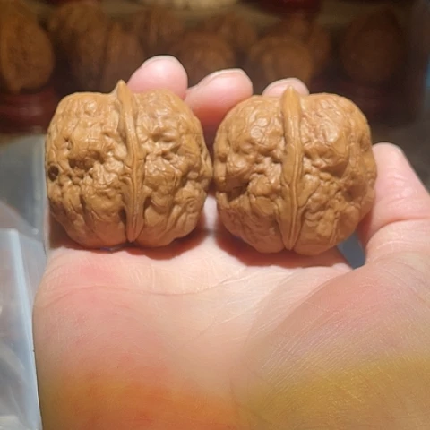 把件文玩核桃金蟾疙瘩包带彩41左右