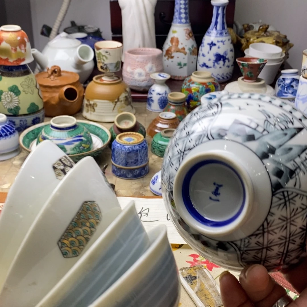 瓷片在家里面玩啊亲飞