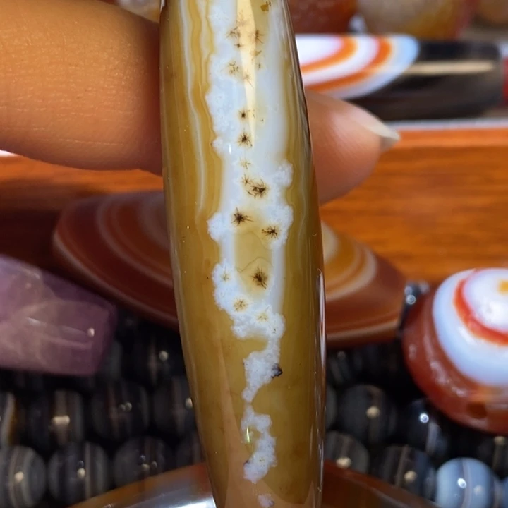 未镶嵌颈饰玛瑙/玉髓