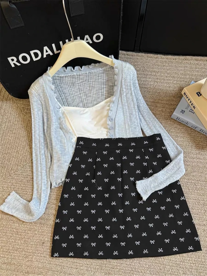 新款韩系蝴蝶结印花甜辣a字半身裙女高腰波点显瘦春夏ins包臀短裙