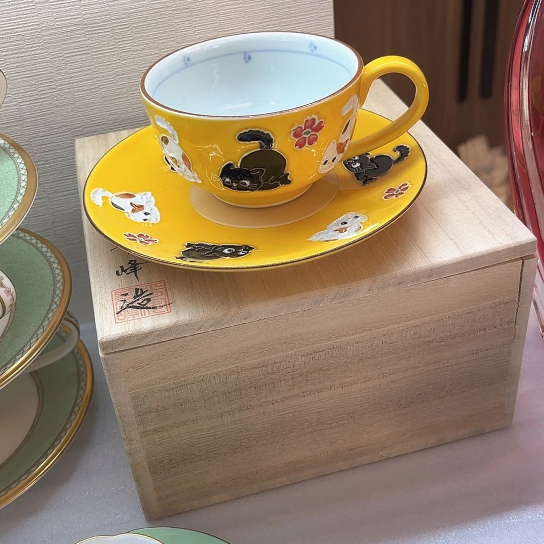 盖碗妮****?在家里面玩吗现在你也