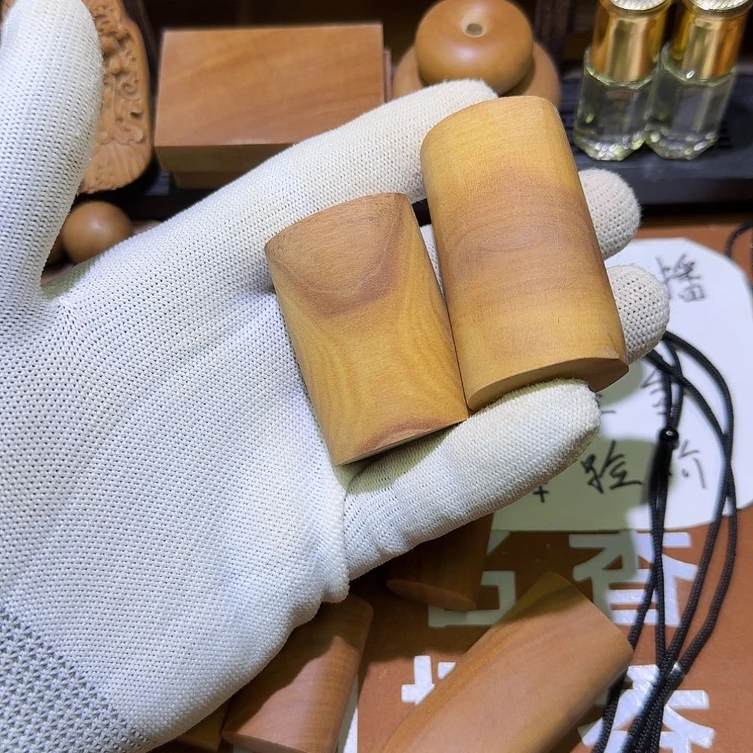 檀香木老山檀香随行小吊坠（大号）