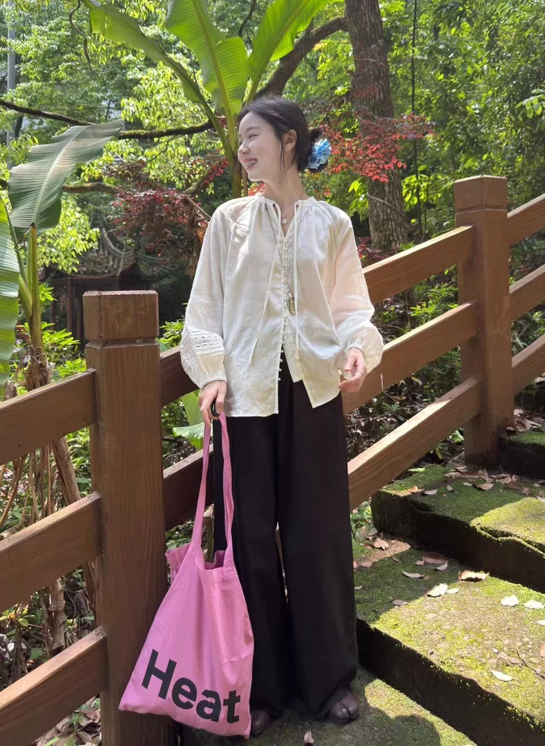 夏季2025新款法式气质小众简约文艺风V领上衣女百搭阔腿裤两件套