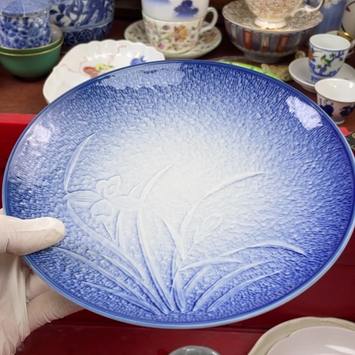 他家瓷器真美…开播了
