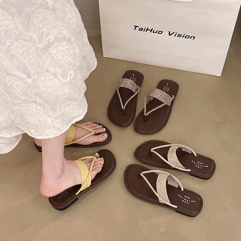 韩系简约夹趾平底凉拖鞋女夏外穿2025新款软底帆布小众人字拖鞋潮