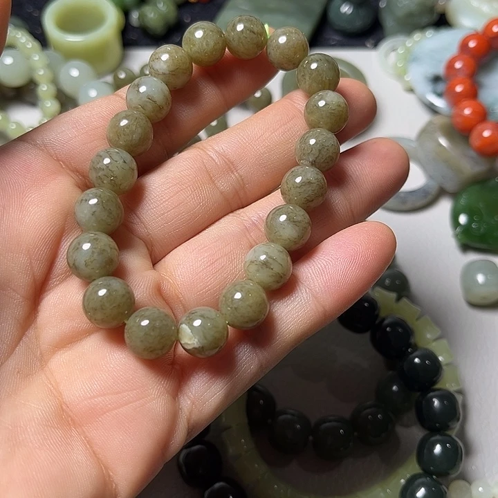 和田玉未镶嵌手串