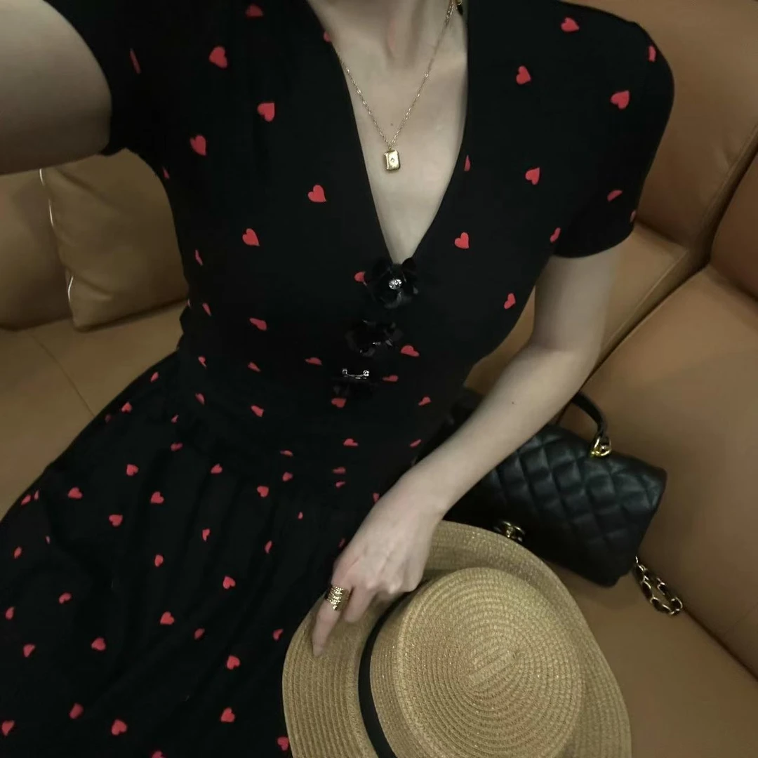 【Gouya】2025秋季新款亮闪闪烫钻高级感V领长袖黑色连衣裙设计感