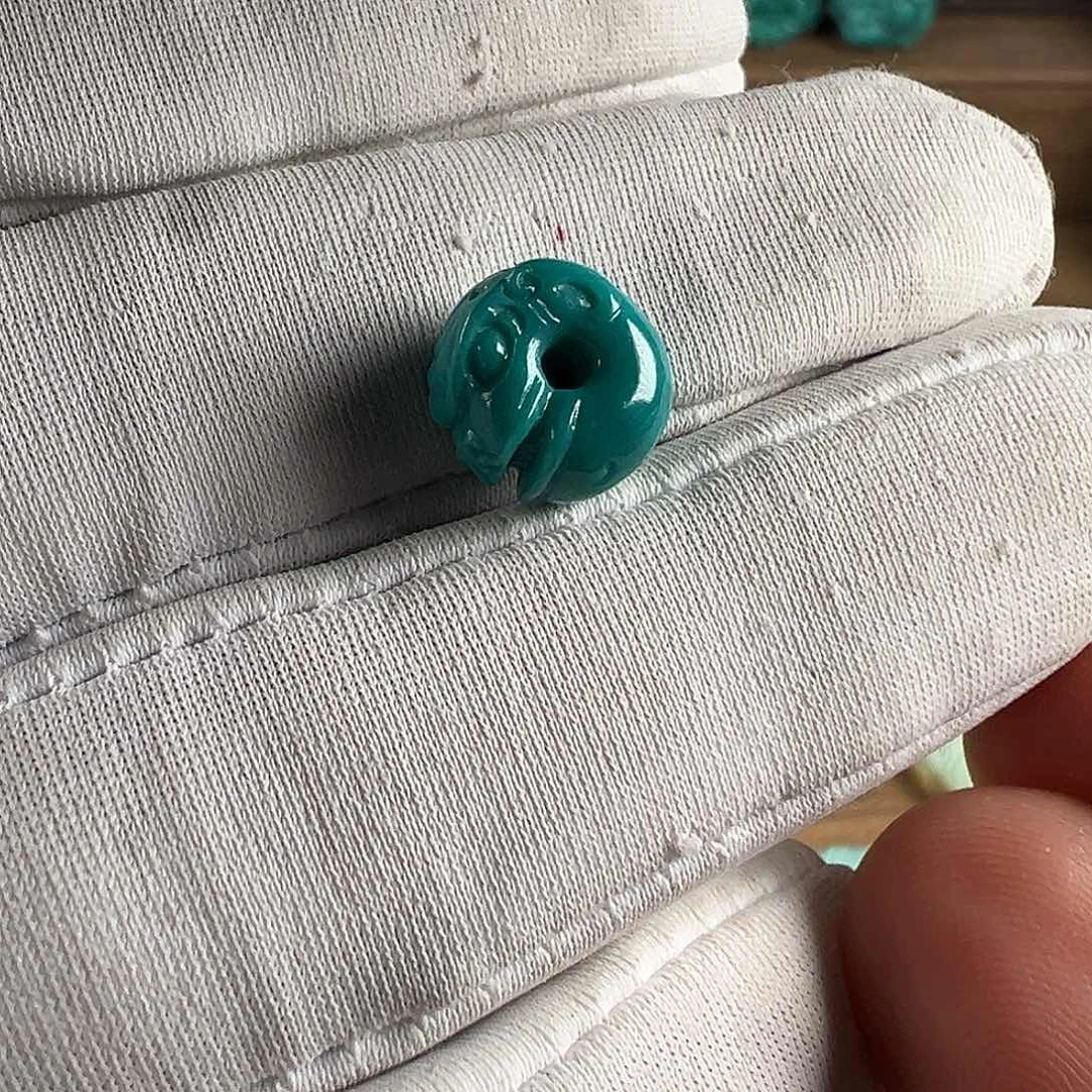 绿松石未镶嵌挂件玉龙猪