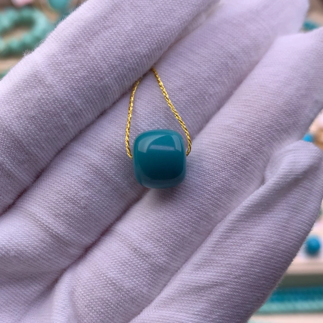 绿松石未镶嵌珠宝奇石10.7*9.6