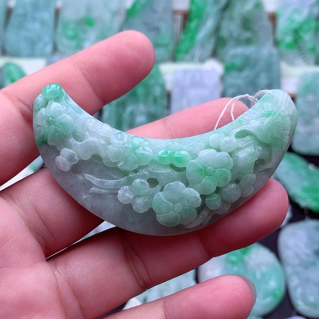 翡翠未镶嵌吊坠(不含链)