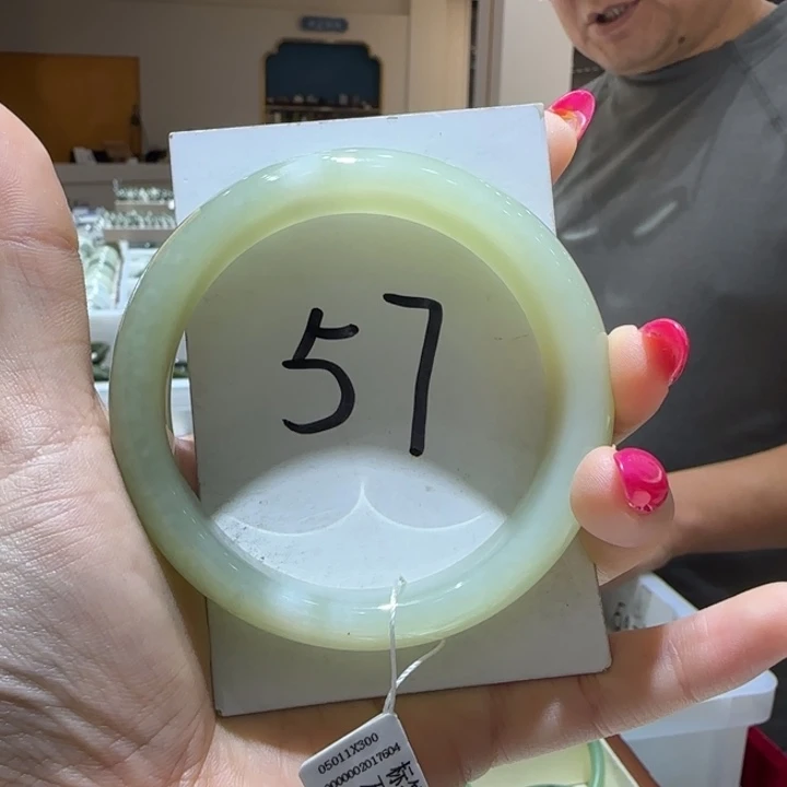 和田玉未镶嵌手镯996