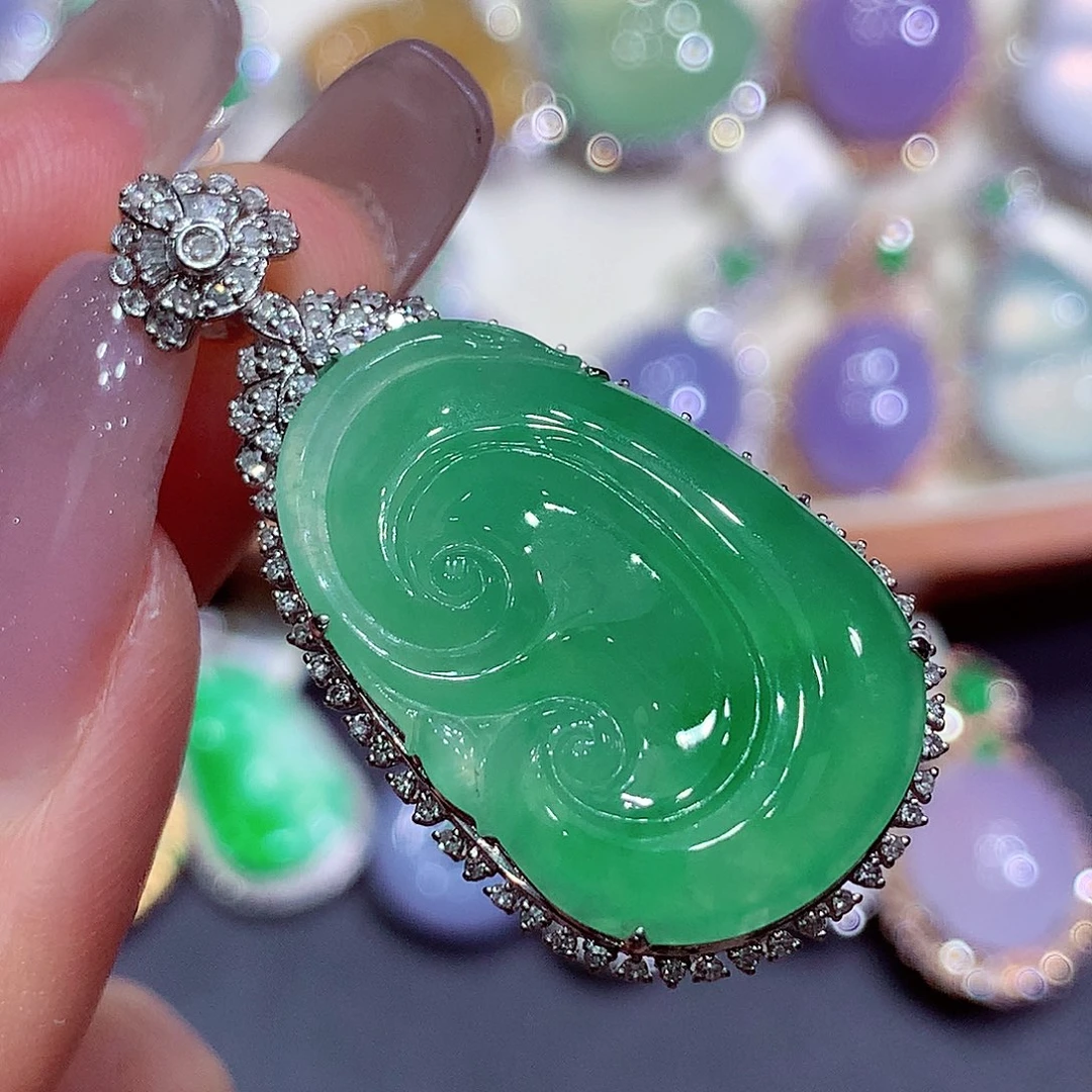 翡翠18K金镶嵌吊坠(不含链)