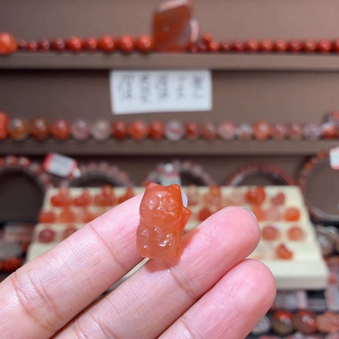 未镶嵌川料南红玛瑙招财猫