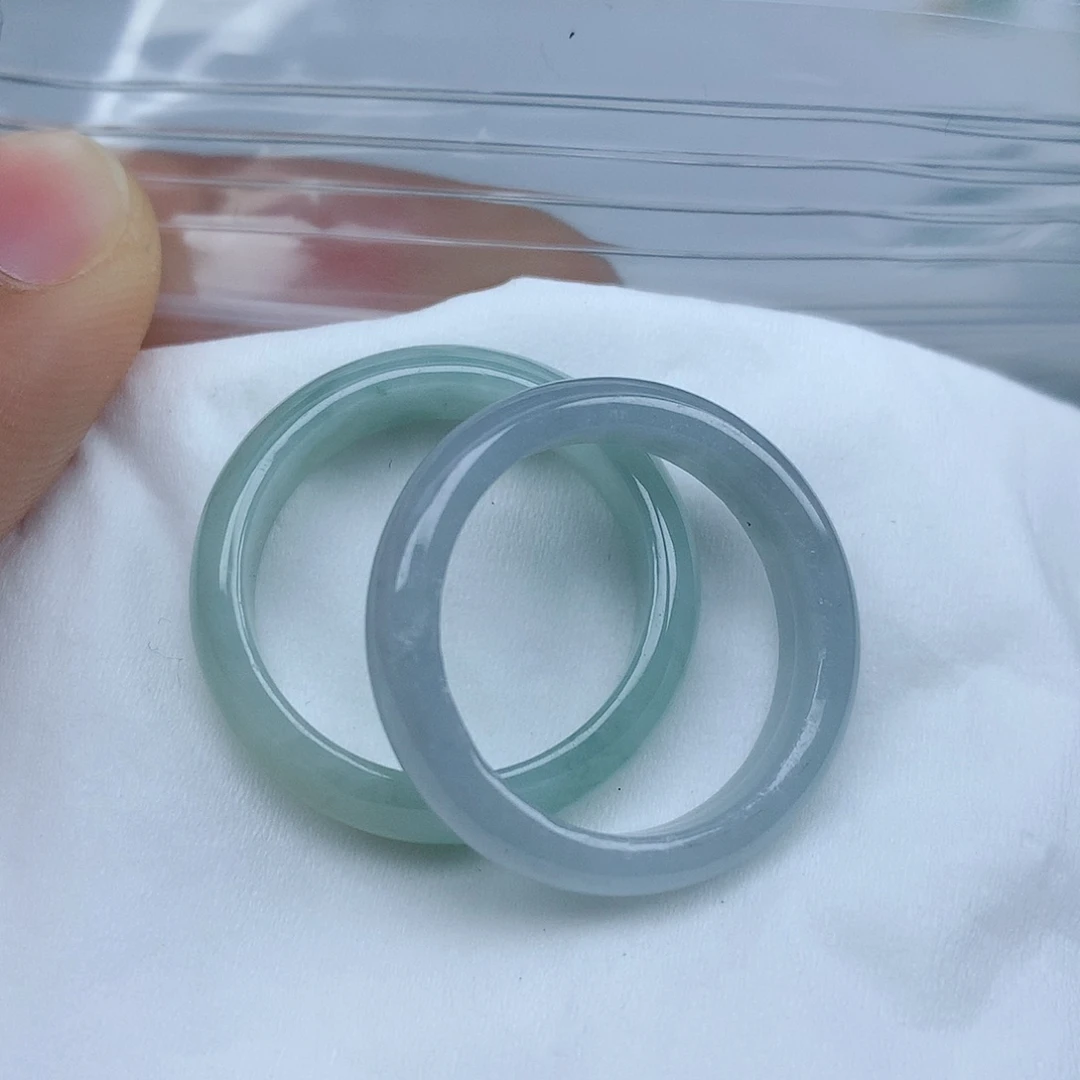 翡翠颈饰未镶嵌手串