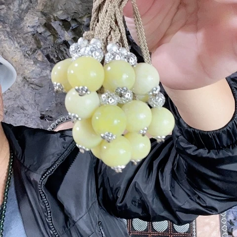 蛇纹石玉未镶嵌珠宝奇石