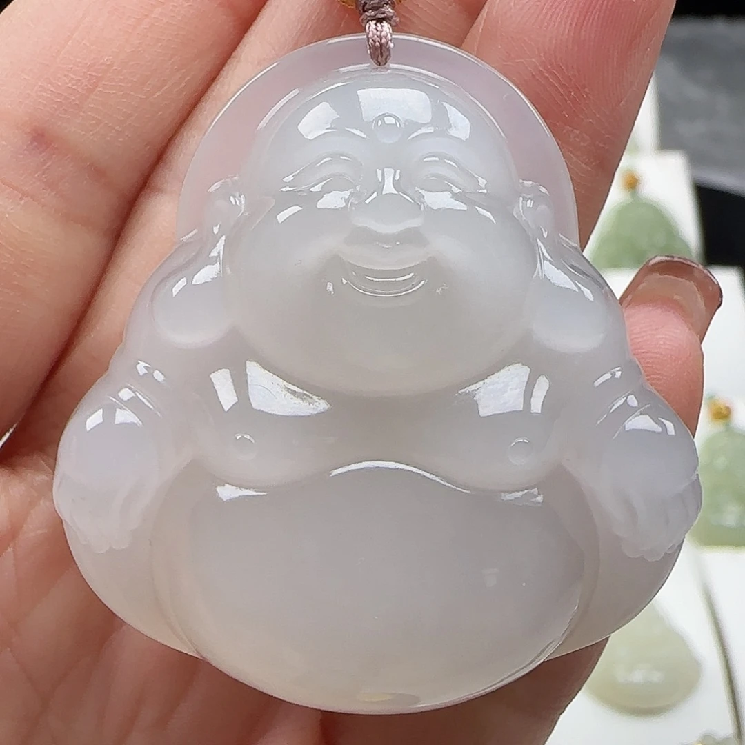 和田玉足金镶嵌颈饰