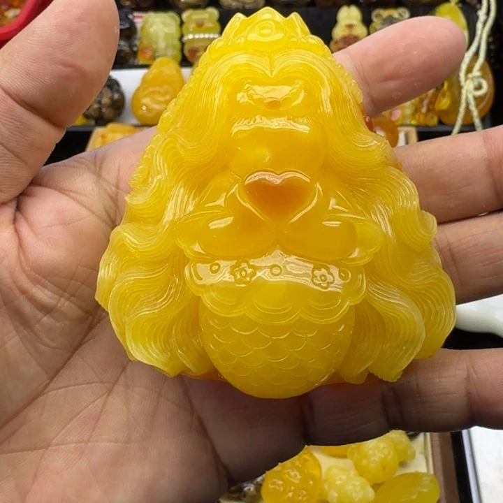 蜜蜡未镶嵌颈饰鸡油红美人鱼