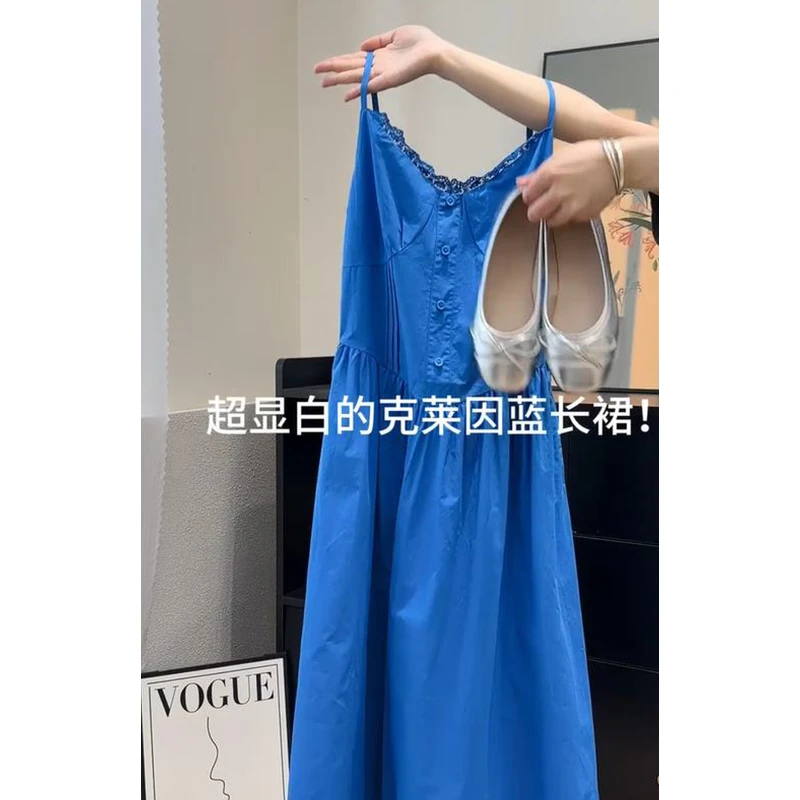 法式气质蓝色v领蕾丝边吊带连衣裙女夏季新款高级感海边度假裙子