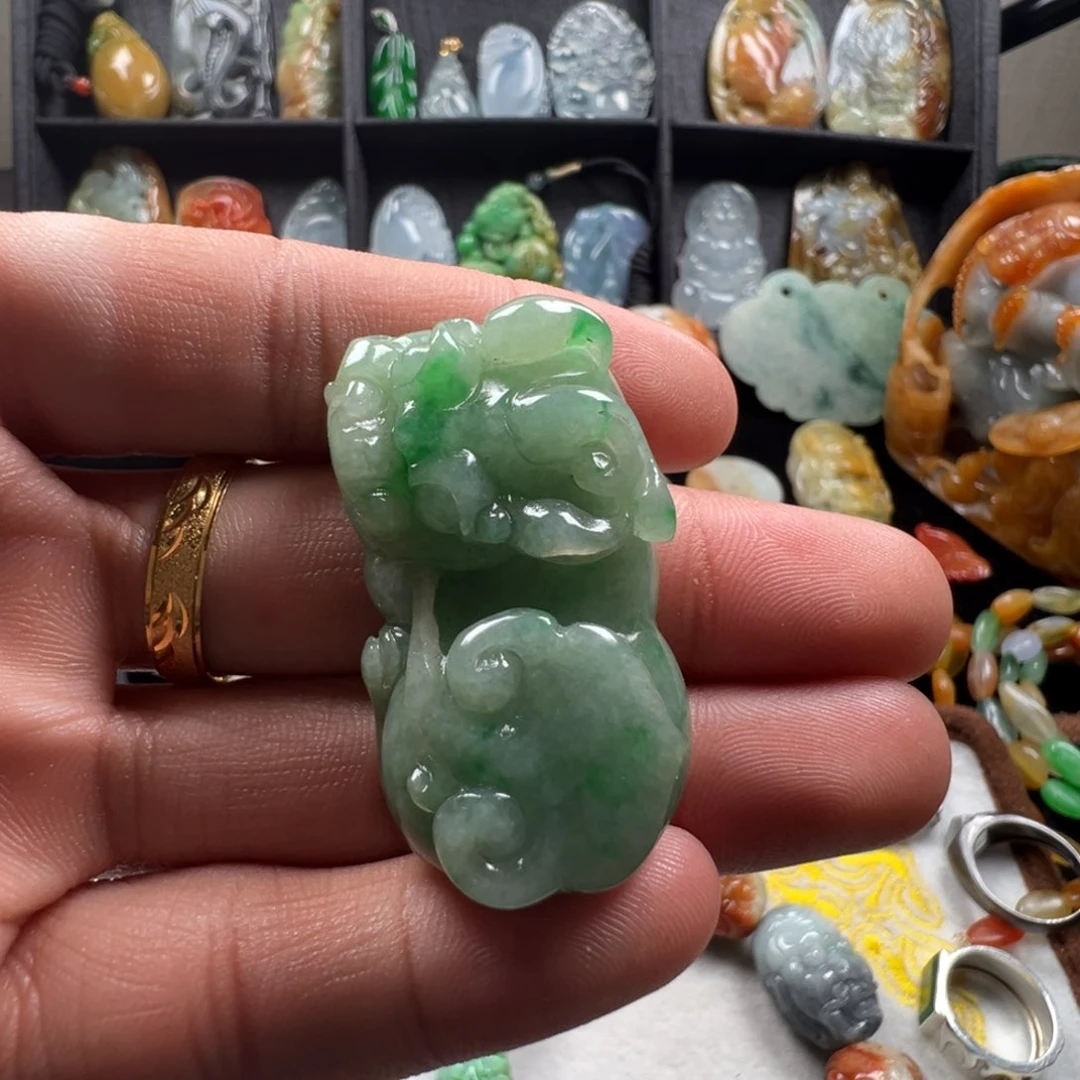 翡翠戒指未镶嵌真*远