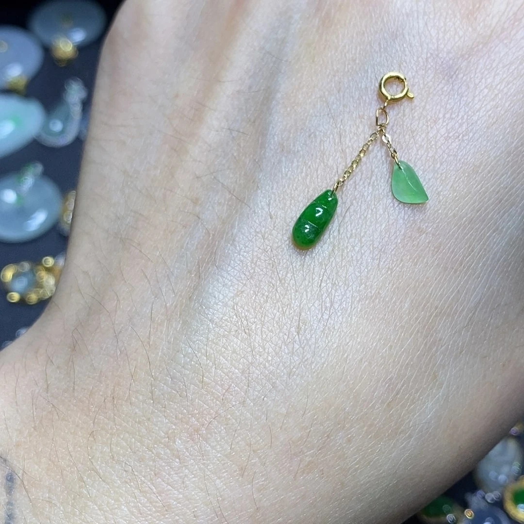 翡翠未镶嵌吊坠(不含链)╰****笑