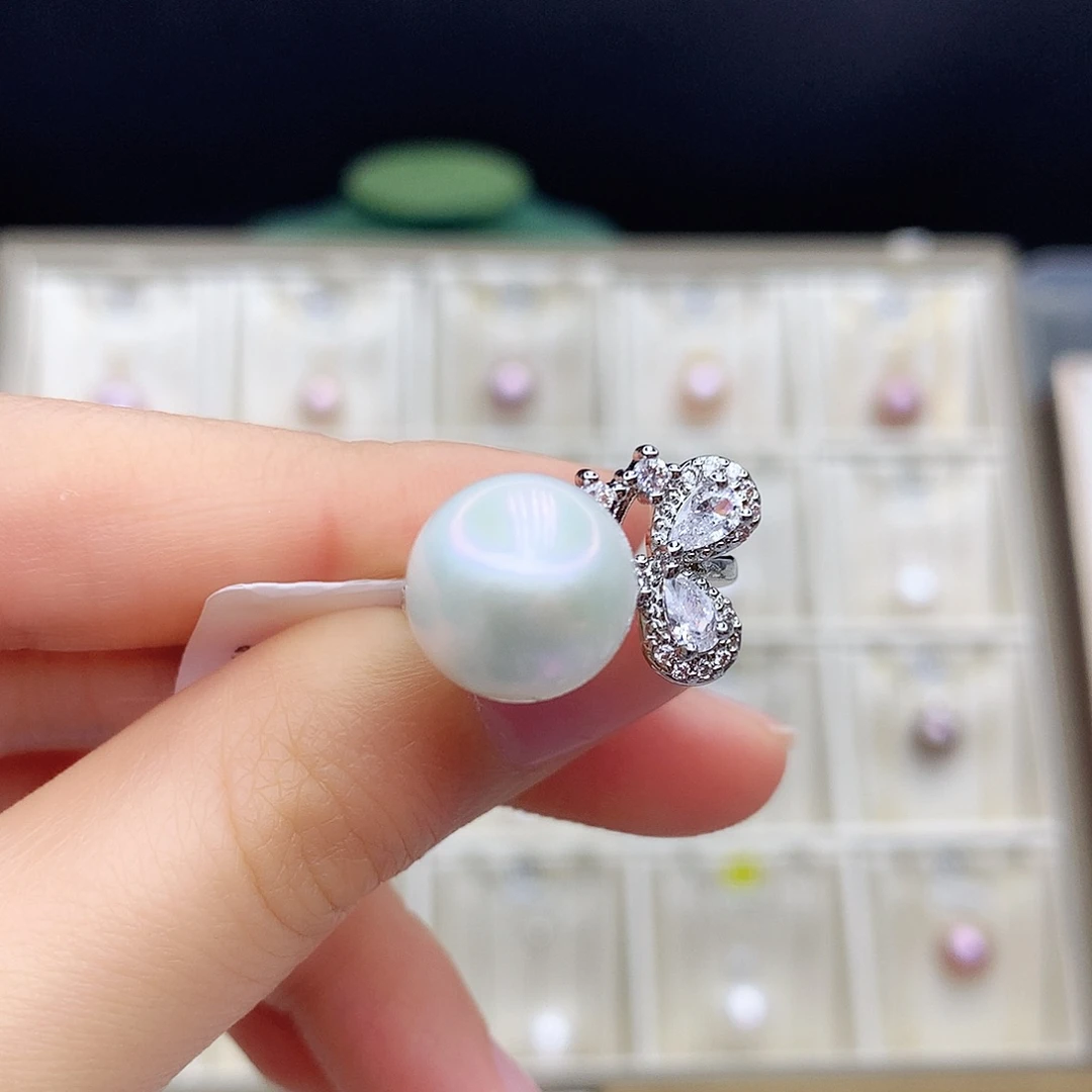 淡水珍珠颈饰合金